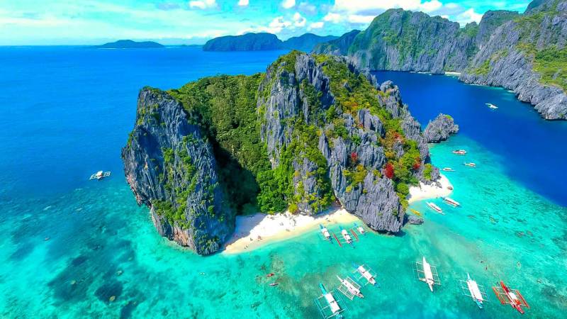 17 Pulau Terindah di Filipina yang Layak Dieksplor