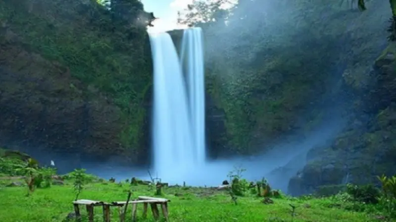 Curug Sanghyang Taraje: Mengungkap Keindahan Alam yang Memikat di Tatar Sunda