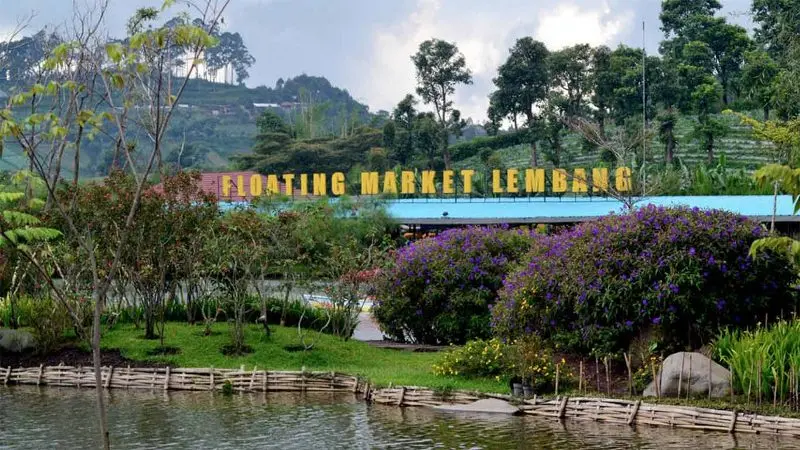 Floating Market Lembang: Memadukan Pesona Alam dengan Wisata Kuliner yang Menarik