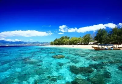 Gili Air Lombok, Spot Snorkeling Favorit dengan View Alam Memuaku