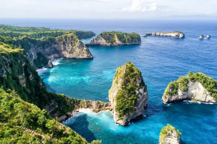 Nusa Lembongan, Pulau Indah di Bali yang Meyuguhkan Panorama Eksotis